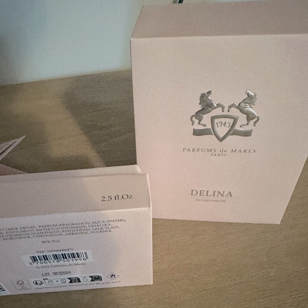 Delina Parfume Box EMPTY Pink Velvet